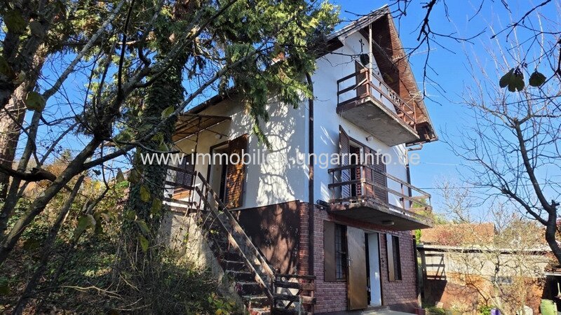 In Nagykanizsa, in der Nähe des Sees, steht ein bewohnbares Wochenendhaus mit großem Grundstück zum Verkauf