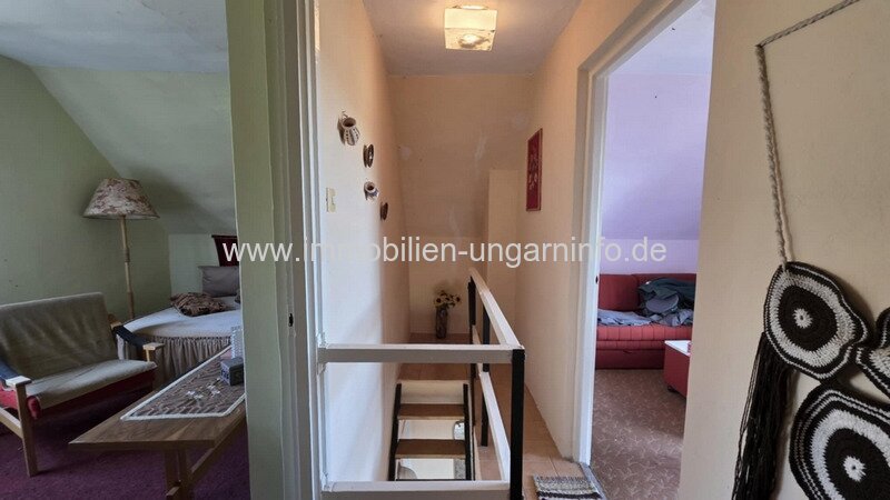 In Nagykanizsa, in der Nähe des Sees, steht ein bewohnbares Wochenendhaus mit großem Grundstück zum Verkauf