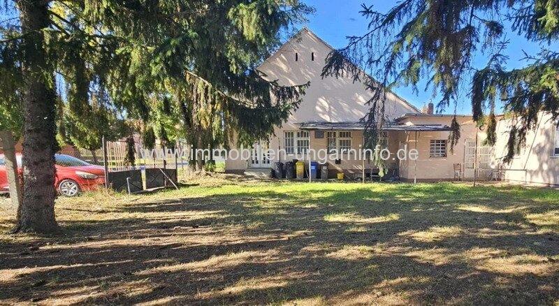 Fabrik in Marcali zu einem realistischen Preis zu verkaufen