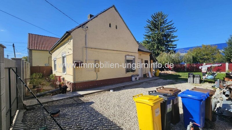 Kleines Stadtfamilienhaus zum Verkauf in Marcali