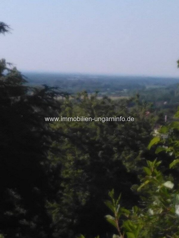 Wochenendhaus mit großem Grundstück an der österreichischen Grenze in Kőszeg