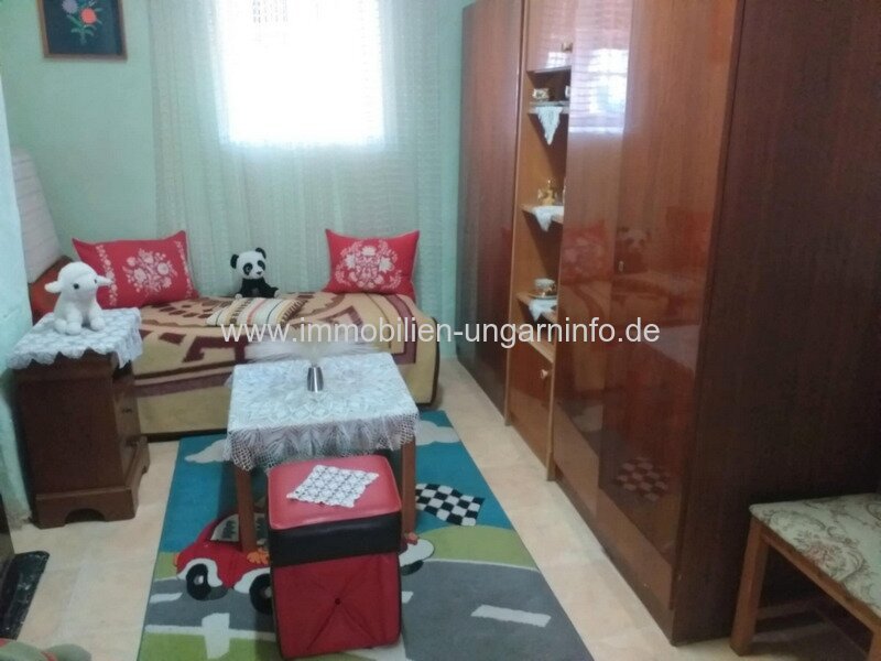 Einfamilienhaus mit vier Zimmern in der Nähe des Plattensees