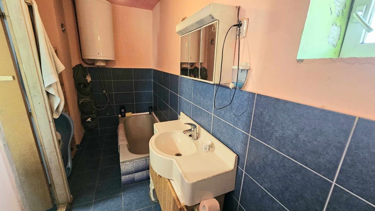 Einfamilienhaus zu verkaufen in einem kleinen Dorf 10 km vom Plattensee entfernt