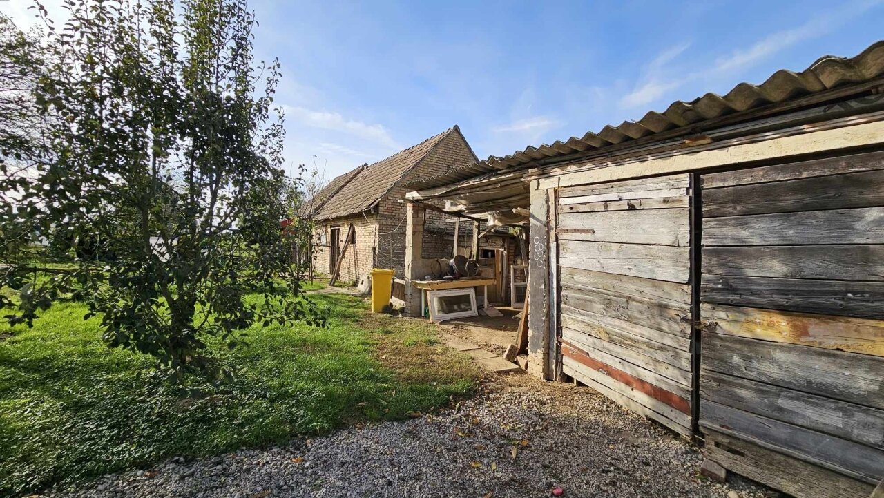 Einfamilienhaus zu verkaufen in einem kleinen Dorf 10 km vom Plattensee entfernt