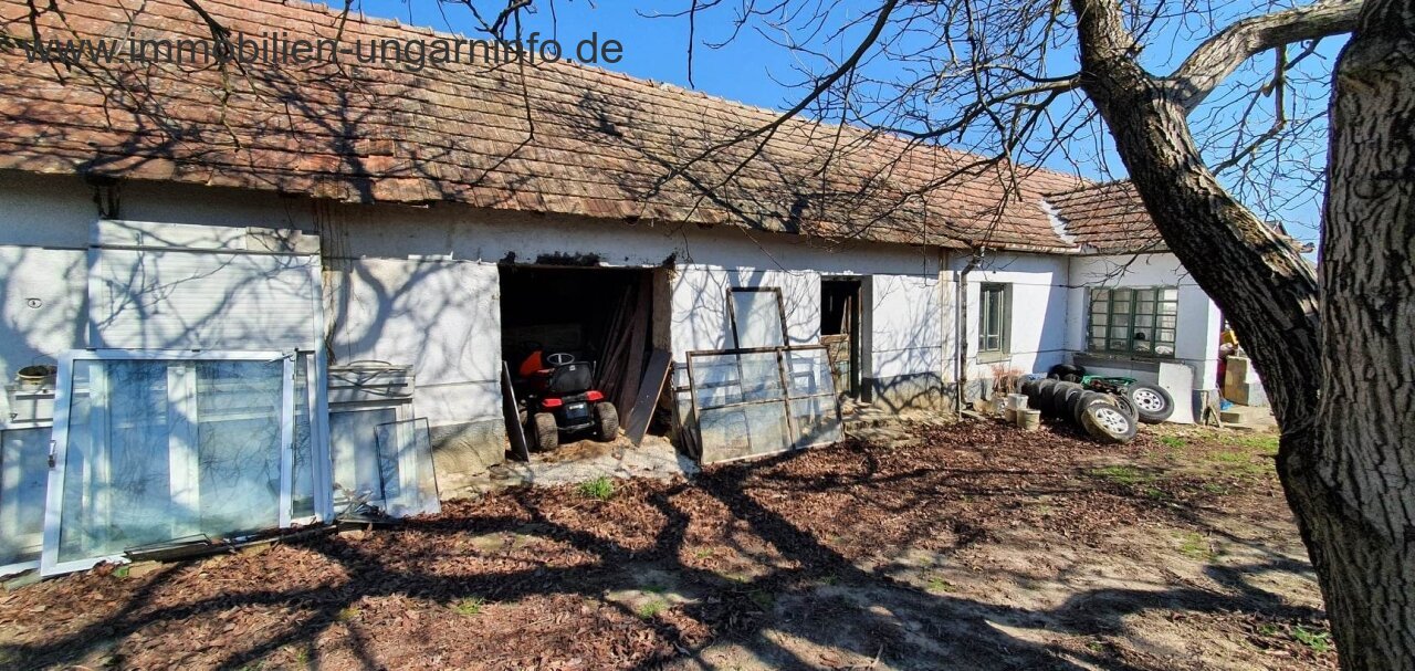 Two houses for the price of one near Lake Balaton