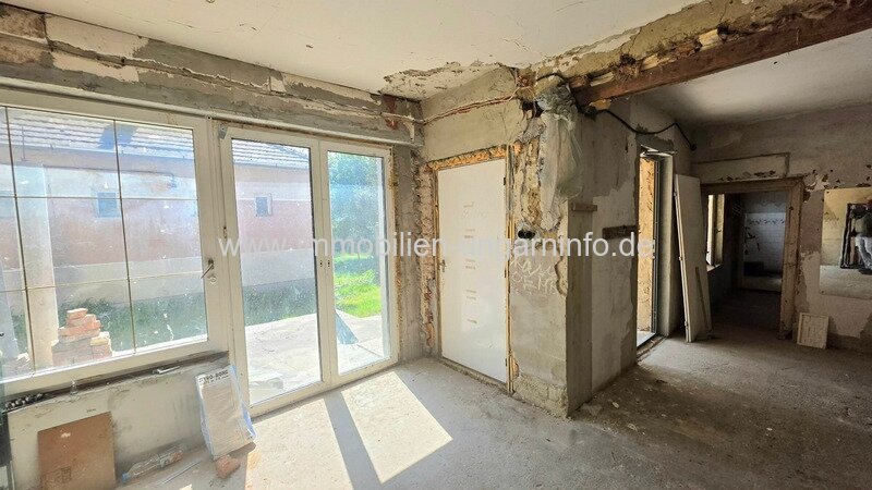 Renovierungsbedürftiges Einfamilienhaus mit großem Grundstück im Komitat Somogy - Segesd