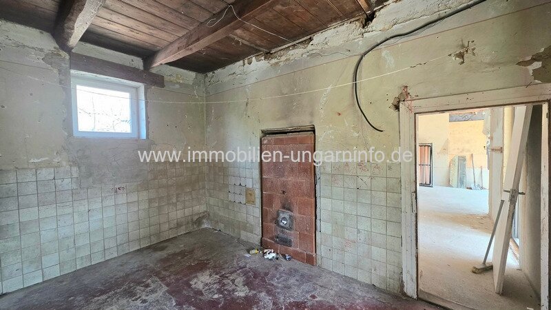 Renovierungsbedürftiges Einfamilienhaus mit großem Grundstück im Komitat Somogy - Segesd