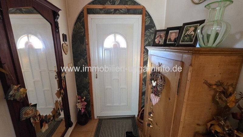 Zum verkauf steht ein gemütliches Einfamilienhaus mit grossem Grundstück
