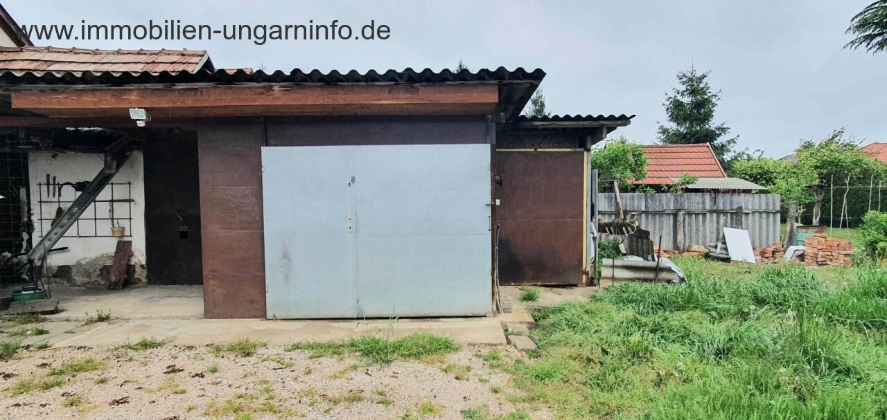 Detached house for sale in a small town south of Lake Balaton