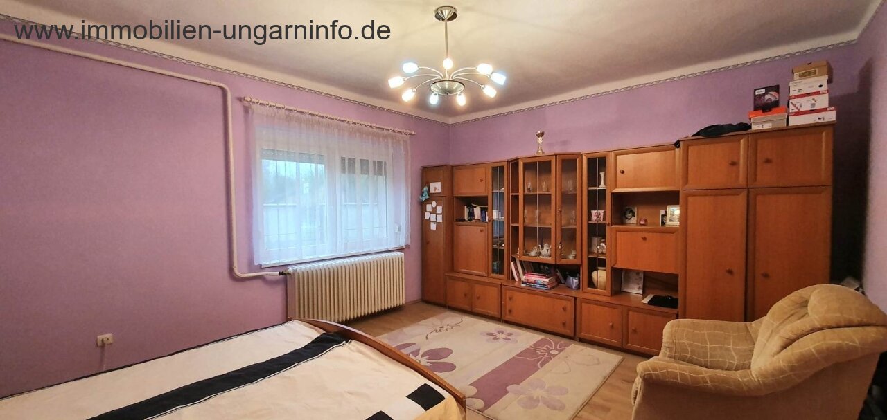 Two-generation family house near Lake Balaton