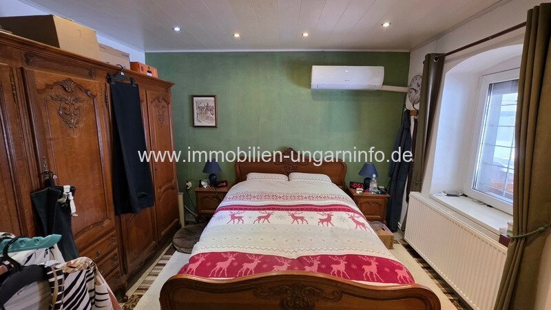 Einfamilienhaus auf dem Land mit großem Grundstück und zahlreichen Extras, 20 km vom Plattensee entfernt