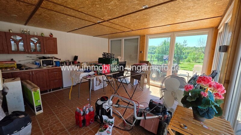 Einfamilienhaus auf dem Land mit großem Grundstück und zahlreichen Extras, 20 km vom Plattensee entfernt