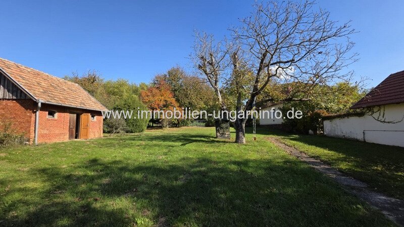 Naturverbundenes Haus mit großem Grundstück in der Nähe des Plattensees