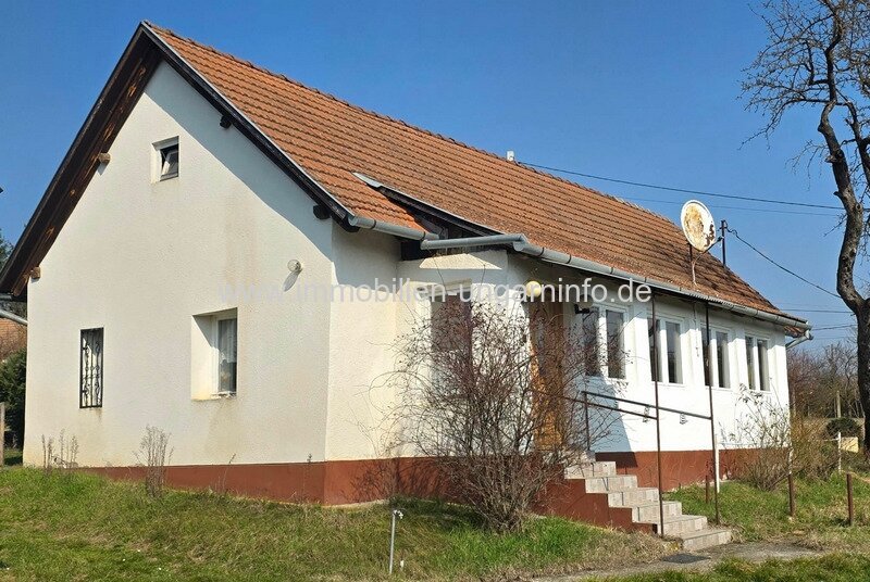 Einfamilienhaus in Zalaszabar mit großem Grundstück