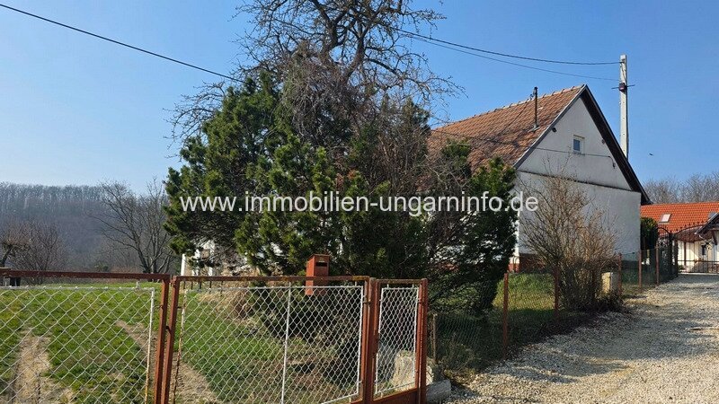 Einfamilienhaus in Zalaszabar mit großem Grundstück