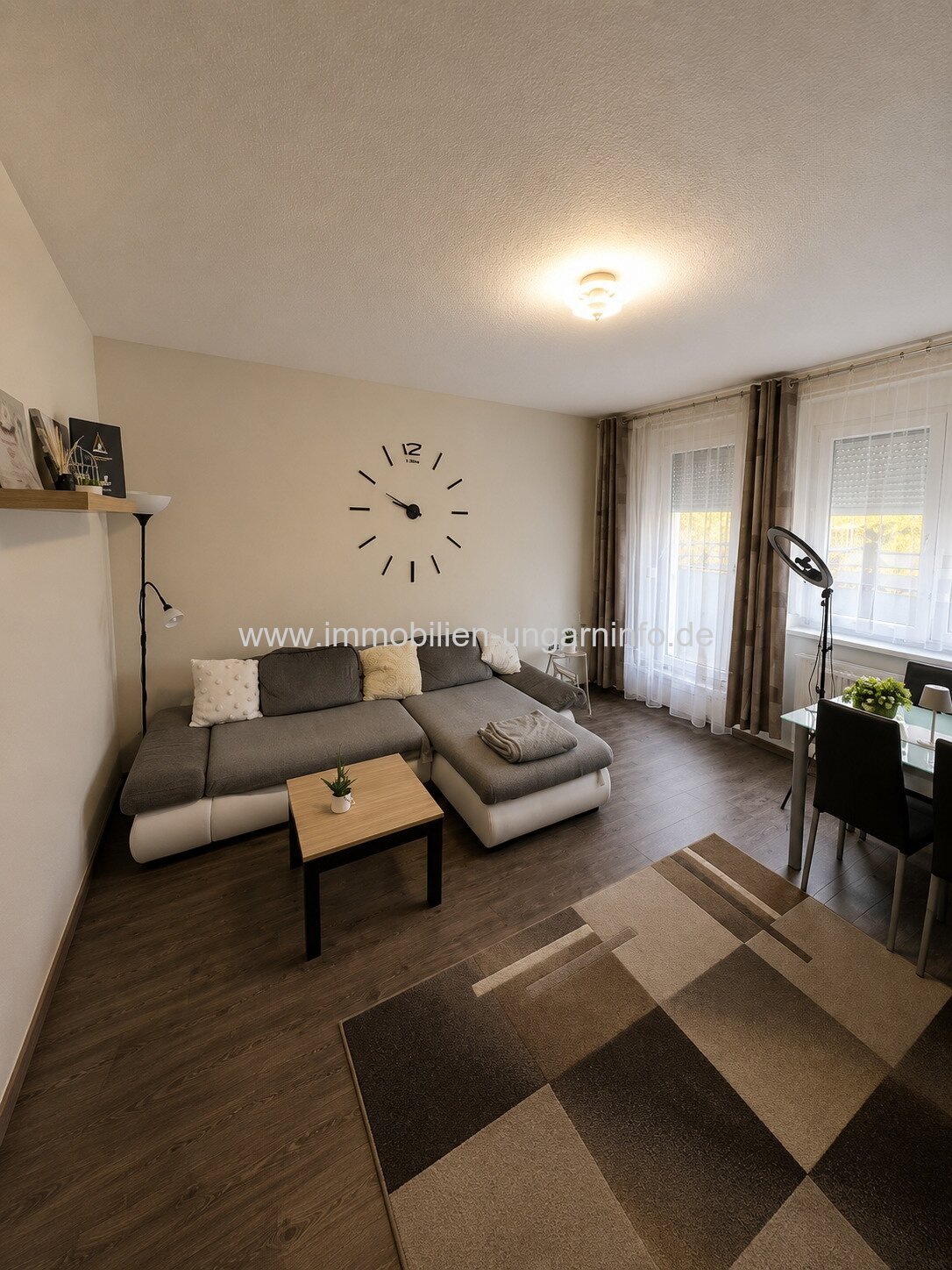 In Keszthely, in einer grünen Umgebung, 2-Zimmer-Wohnung zu verkaufen