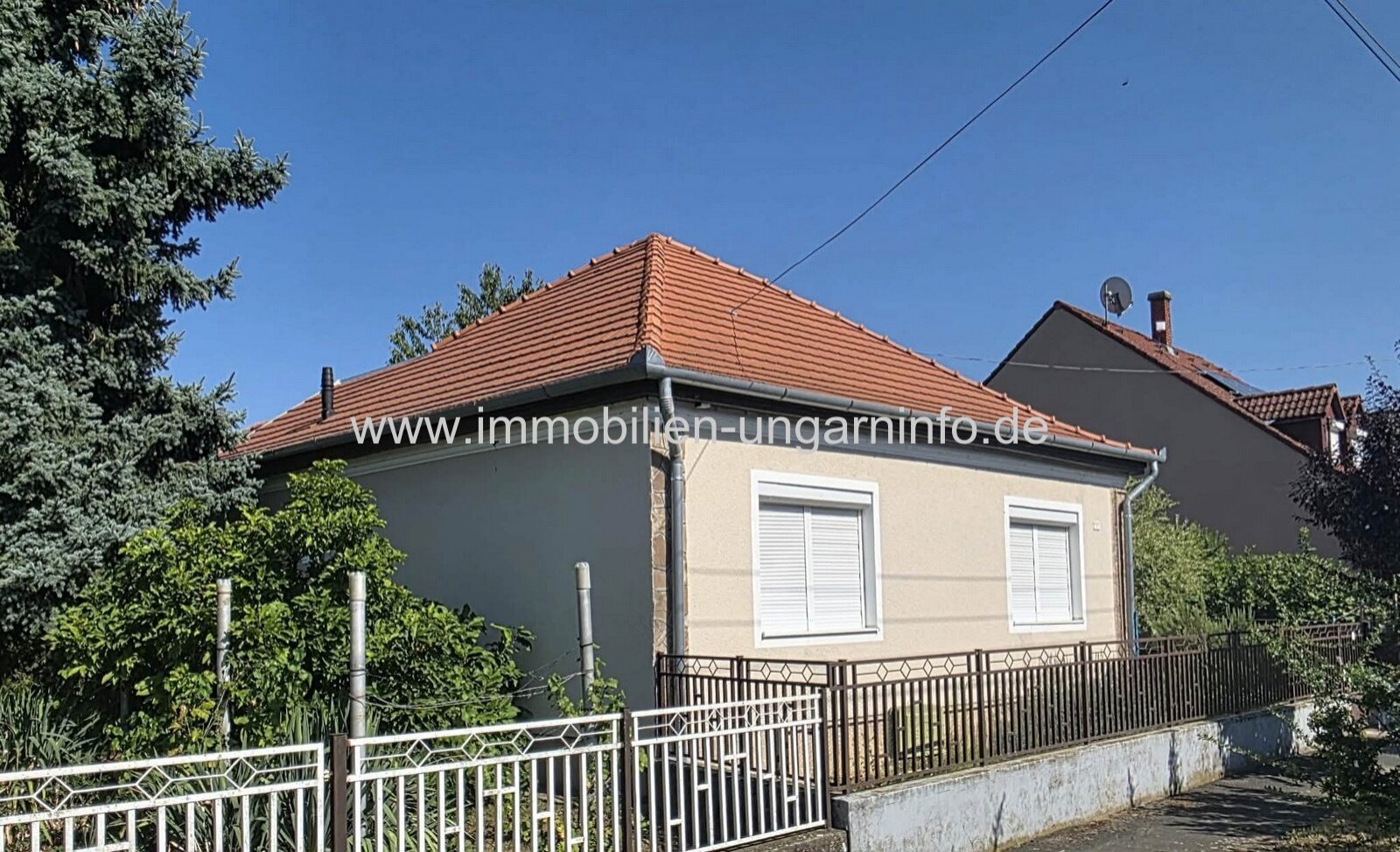 Einfamilienhaus mit großem Grundstück in Marcali zu verkaufen