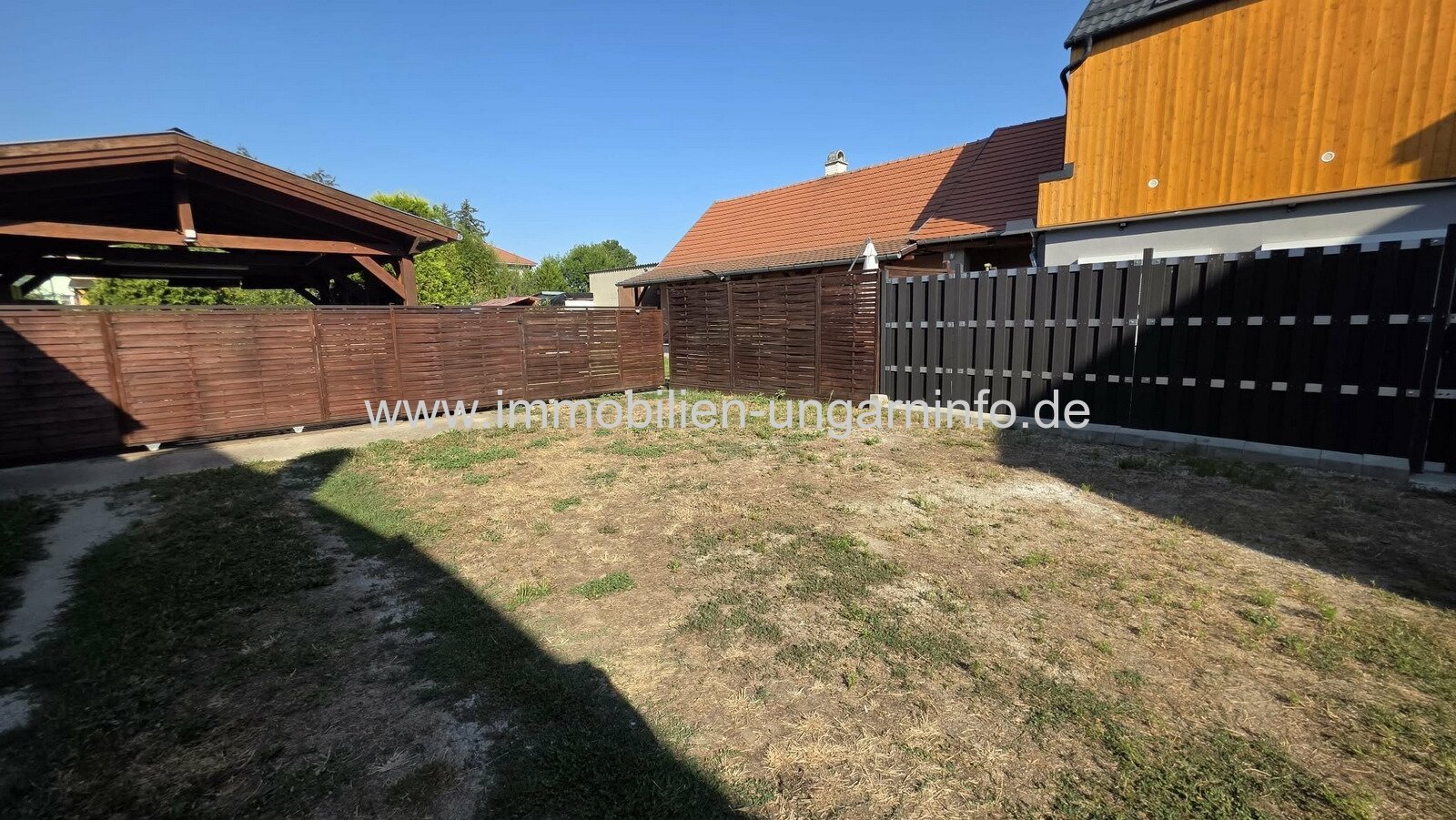 Im Stadtzentrum von Marcali steht eine 65 m² große Wohnung im ersten Stock zum Verkauf