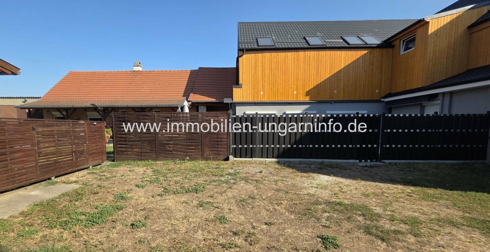 Im Stadtzentrum von Marcali steht eine teilweise renovierte Erdgeschosswohnung zum Verkauf