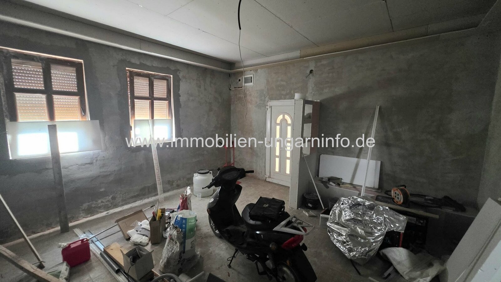 Im Stadtzentrum von Marcali steht eine teilweise renovierte Erdgeschosswohnung zum Verkauf