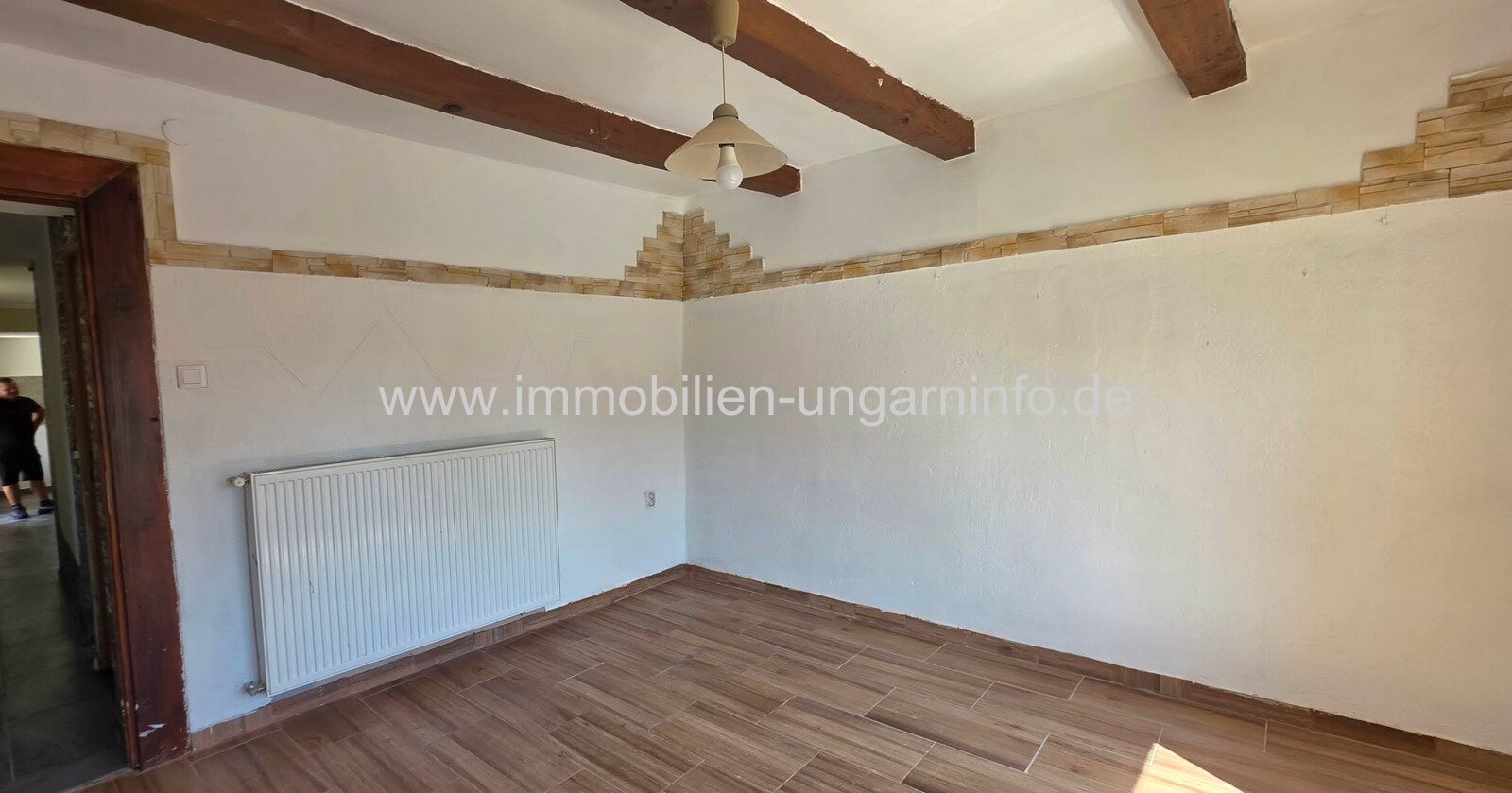 Einfamilienhaus mit großem Grundstück in Miháld zu verkaufen