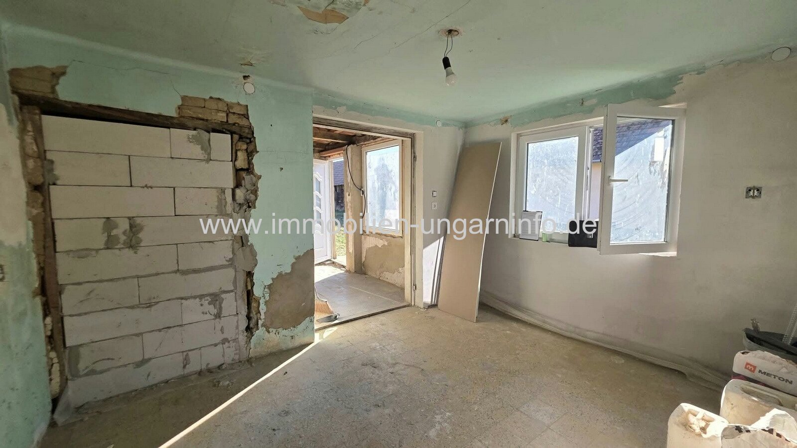 Einfamilienhaus in Tapsony, das derzeit renoviert wird, zu verkaufen