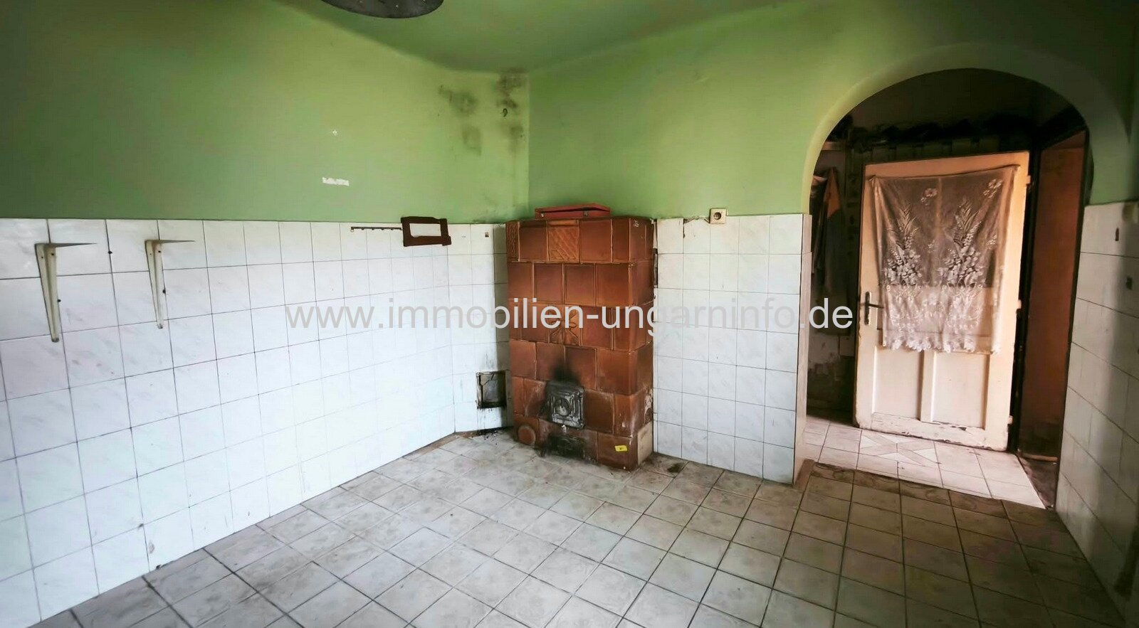 In der Nähe der kroatischen Grenze, in Zákányfalu, steht ein Einfamilienhaus zum Verkauf