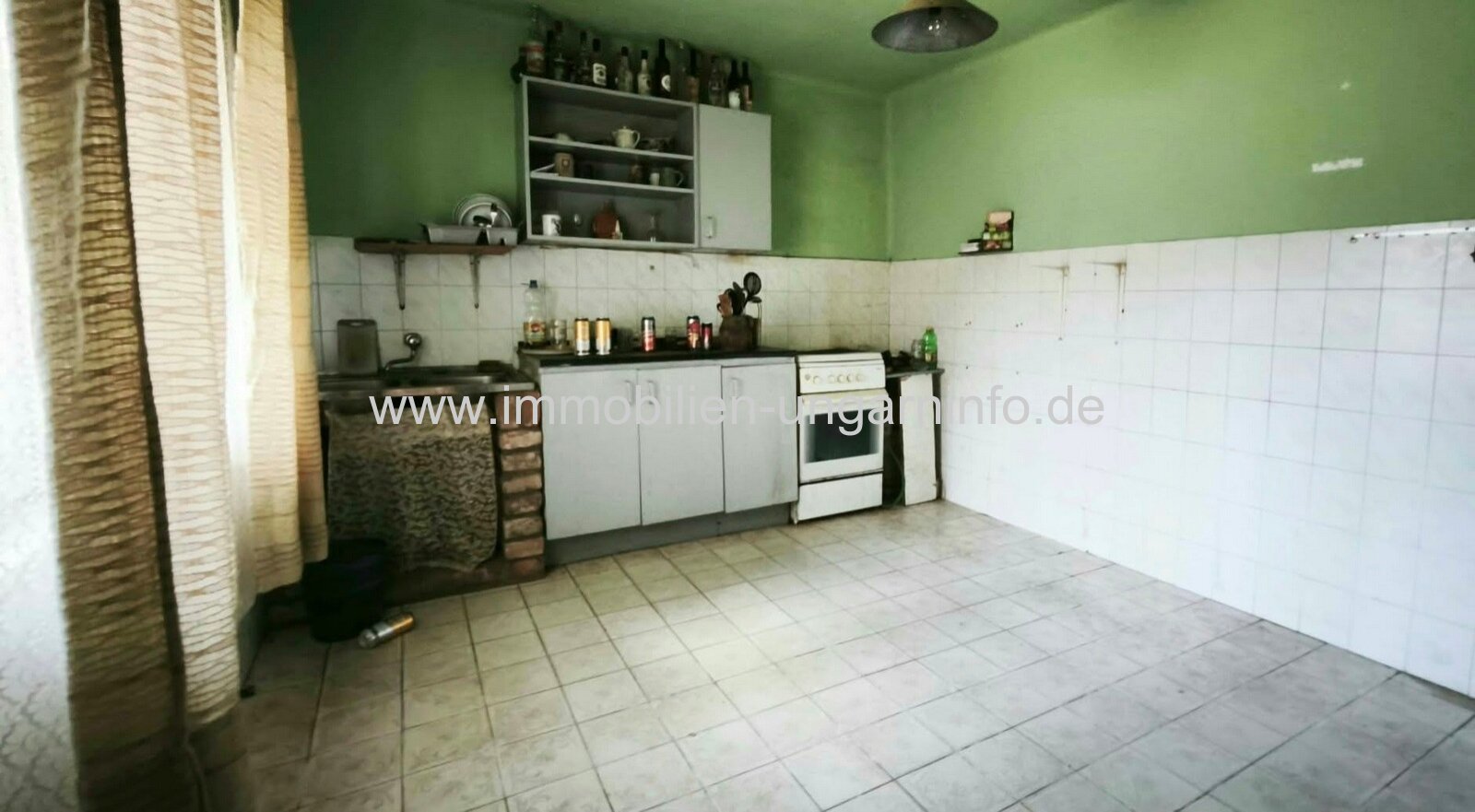 In der Nähe der kroatischen Grenze, in Zákányfalu, steht ein Einfamilienhaus zum Verkauf