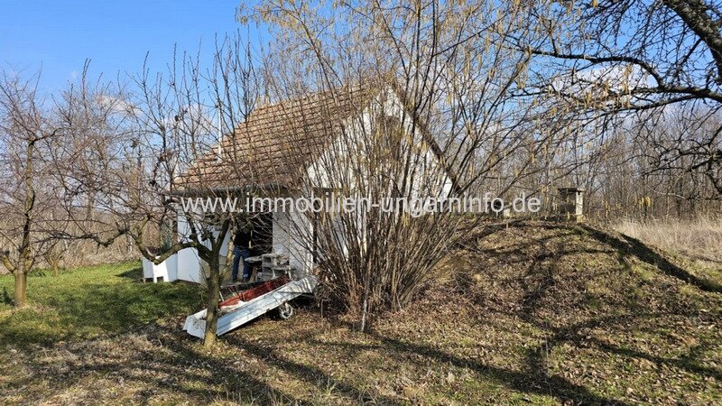 Keller/Wochenendhaus mit Panoramagrundstück im Weinberg Kéthely zu verkaufen