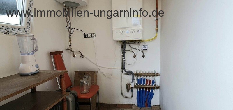 2 Einfamilienhäuser zu einem Preis in der Region Kaposvár zu verkaufen