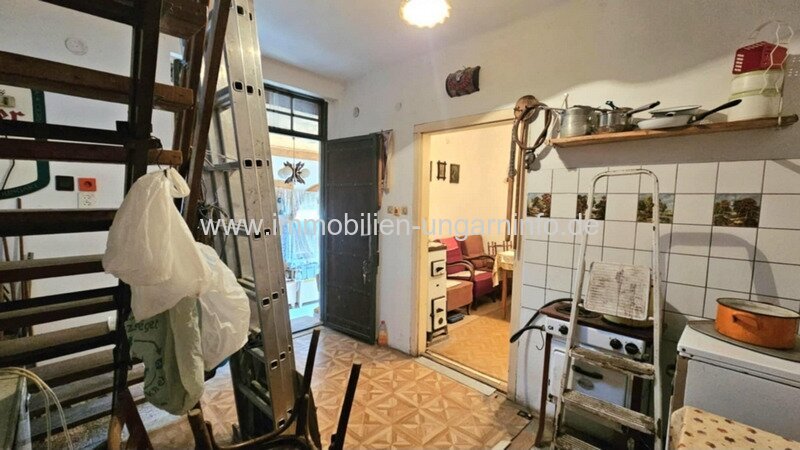 Bewohnbares Keller-/Wochenendhaus im Weinberg Marcali