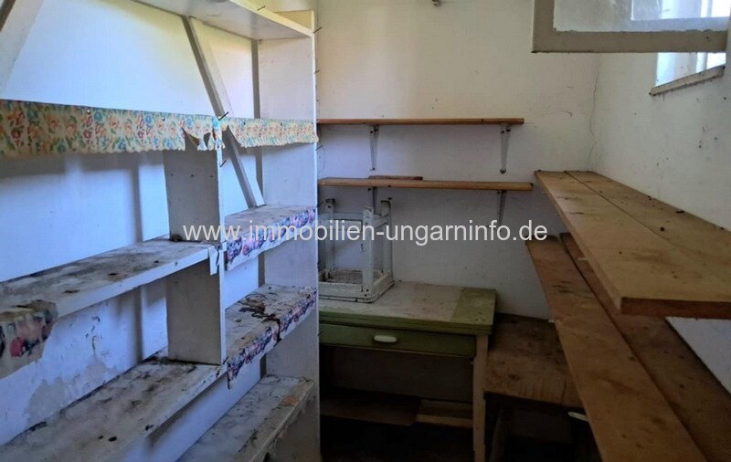 Familienhaus mit Nebengebäude und großem Grundstück im Komitat Somogy zu verkaufen