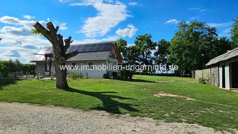 Waldhaus mit Appartements, Schwimmbad in der Nähe des Plattensees