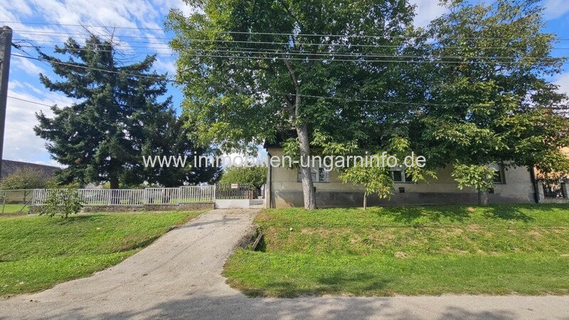 Somogy Vármegye: Familienhaus 9 km vom Balaton entfernt 