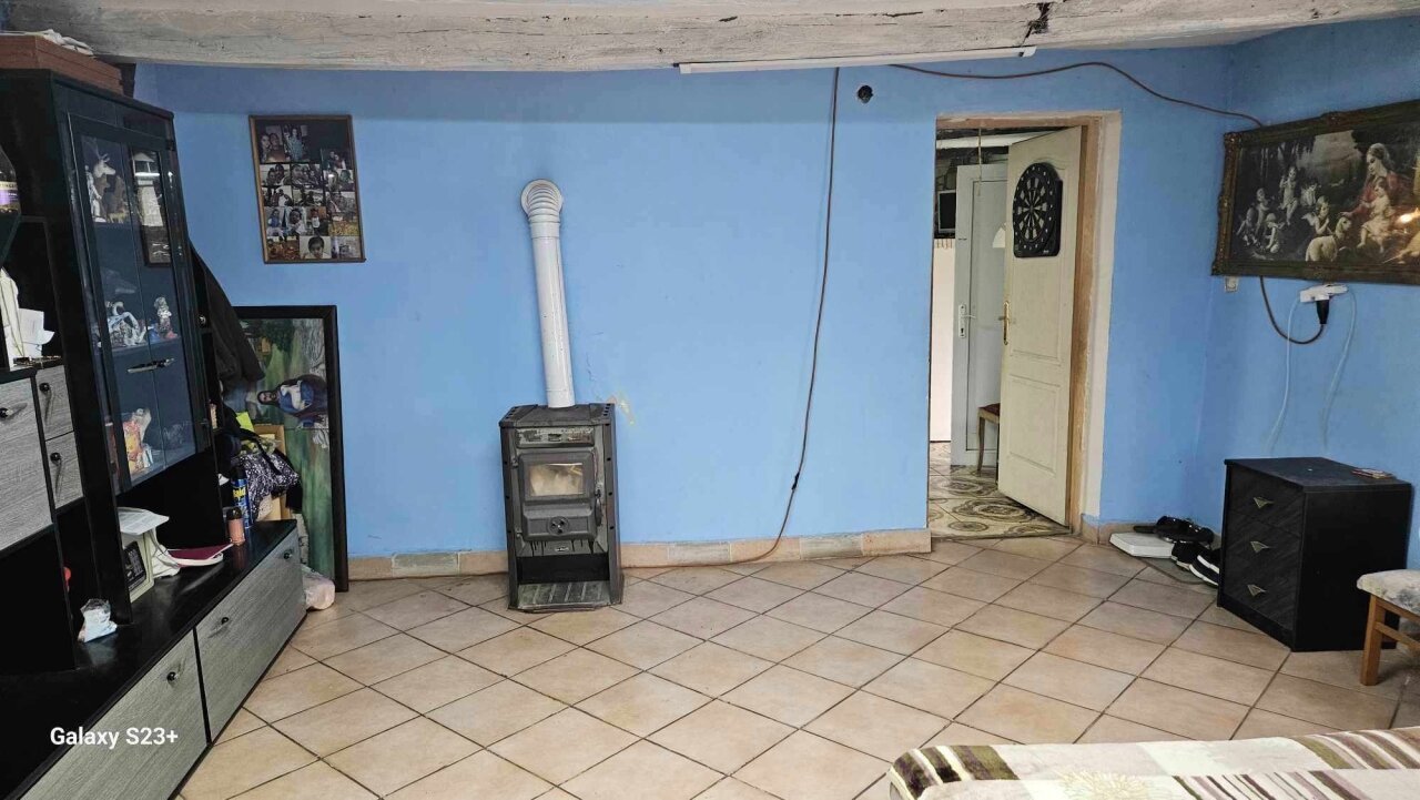 Einfamilienhaus mit großem Grundstück und Wald in der Nähe des Plattensees