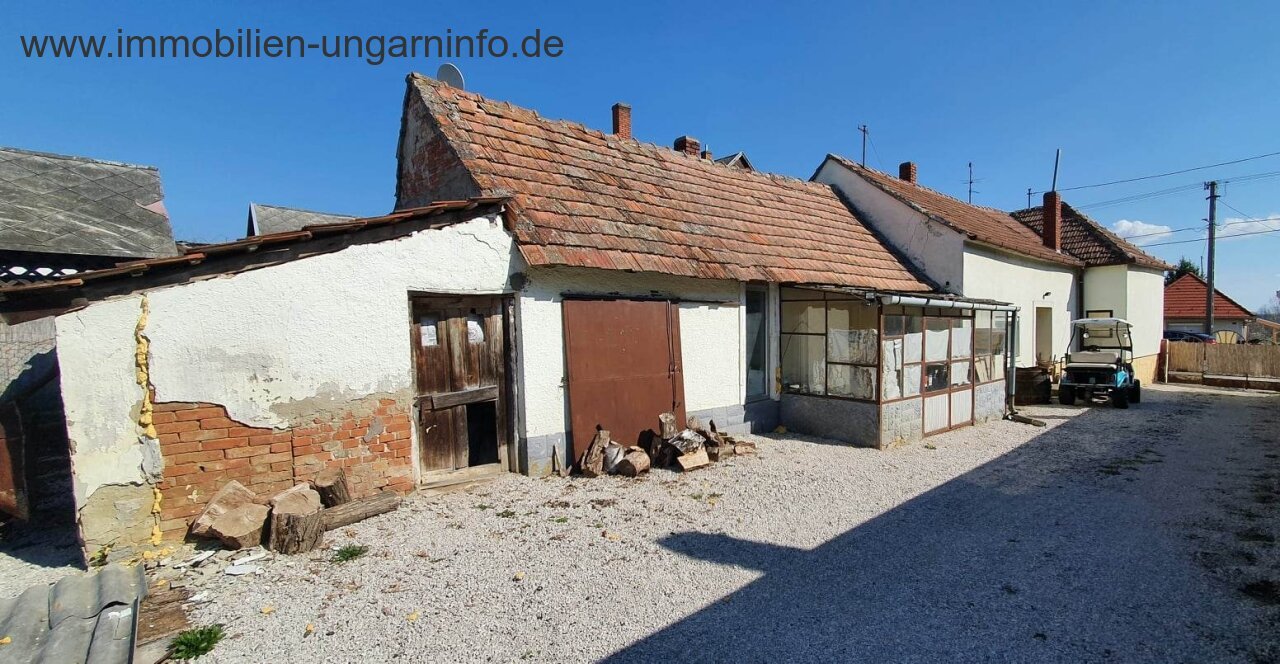 Két ház egy áráért a Balaton mellett