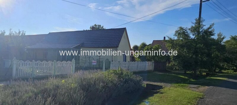 Teilweise renoviertes Einfamilienhaus in der Nähe des Plattensees