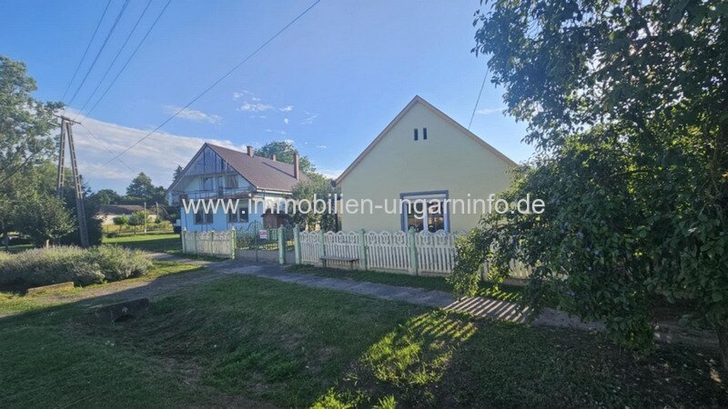 Teilweise renoviertes Einfamilienhaus in der Nähe des Plattensees