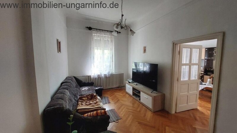 Einfamilienhaus mit 4 Schlafzimmern zu verkaufen in Kaposvár, ruhige Lage