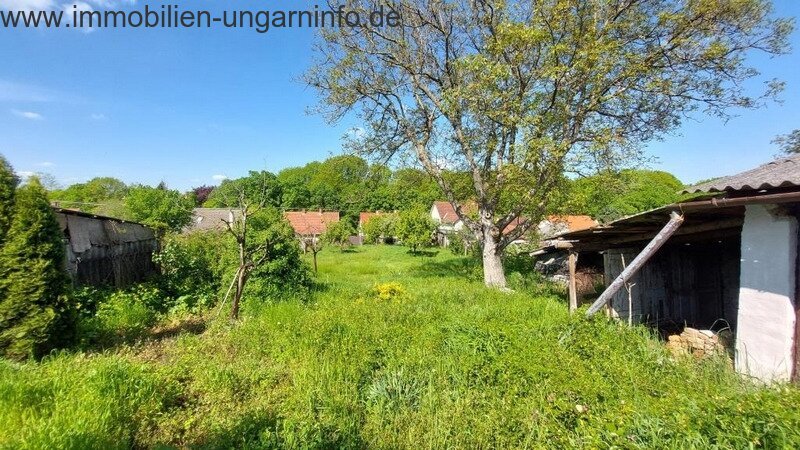 Einfamilienhaus mit 4 Schlafzimmern zu verkaufen in Kaposvár, ruhige Lage