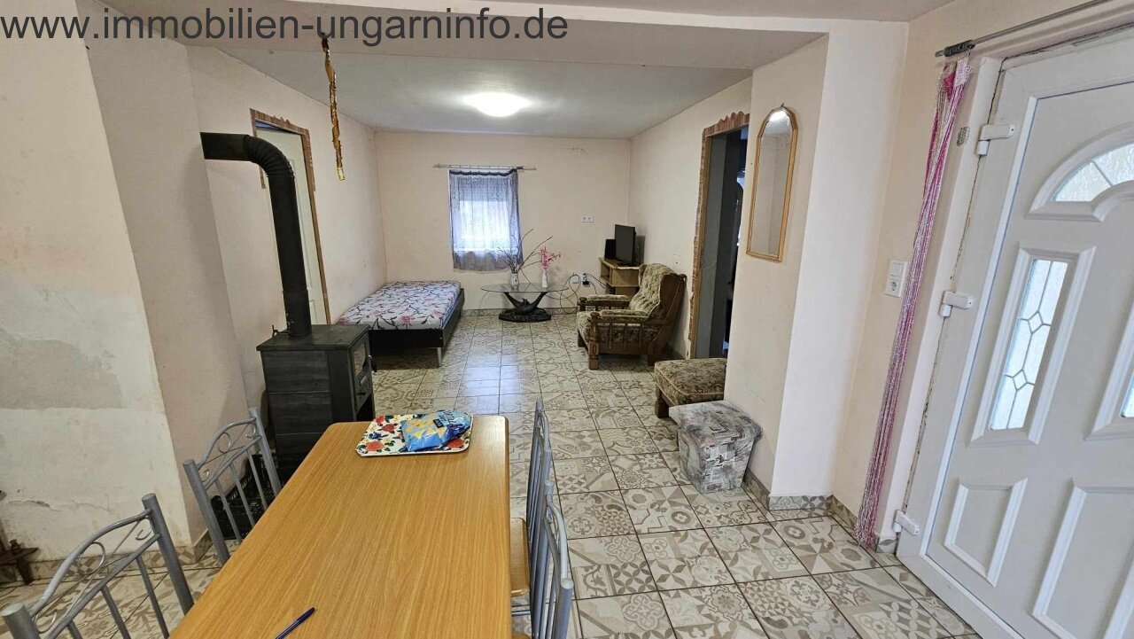 Einfamilienhaus in gutem Zustand 15 km vom Plattensee entfernt