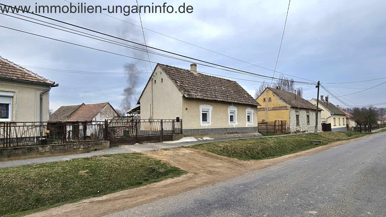 Einfamilienhaus in gutem Zustand 15 km vom Plattensee entfernt