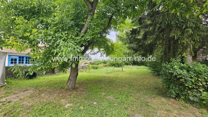 Einfamilienhaus mit großem Grundstück bei Plattensee zu verkaufen