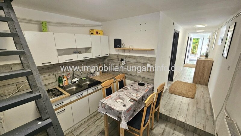 Zwei Appartements in einem Haus in Bezirkshaupstadt bei Plattensee