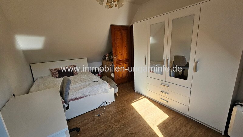 Neuwertiges massive Einfamilienhaus, 12 km vom Plattensee entfernt in Marcali