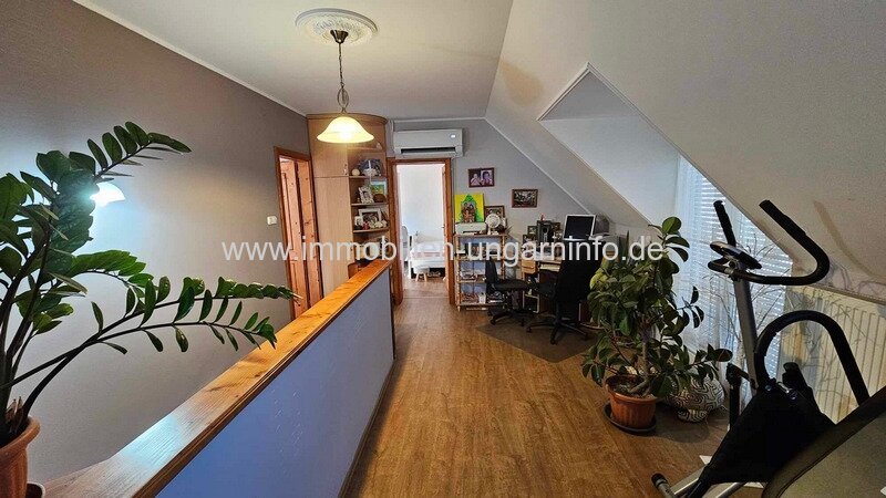 Neuwertiges massive Einfamilienhaus, 12 km vom Plattensee entfernt in Marcali