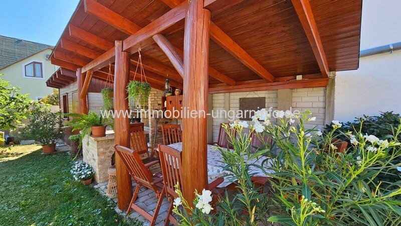 Neuwertiges massive Einfamilienhaus, 12 km vom Plattensee entfernt in Marcali