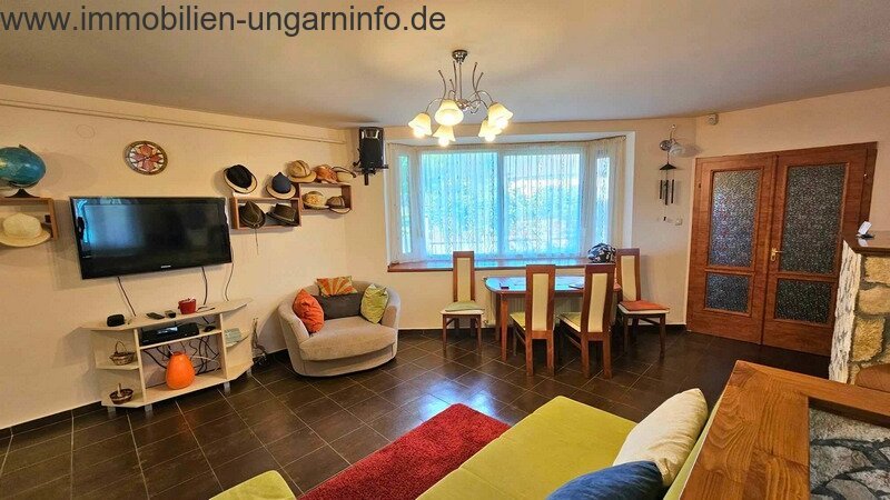 Exklusives Familienhaus mit Apartment in der Nähe des Plattensees