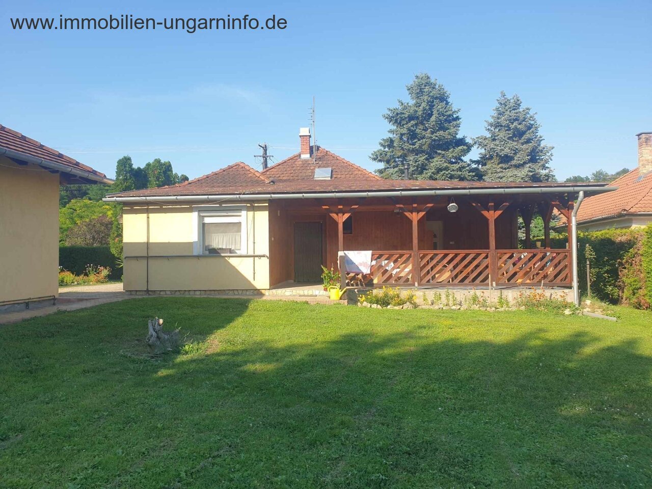 Einfamilienhaus in einem kleinen Dorf 10 km südlich des Plattensees zu verkaufen