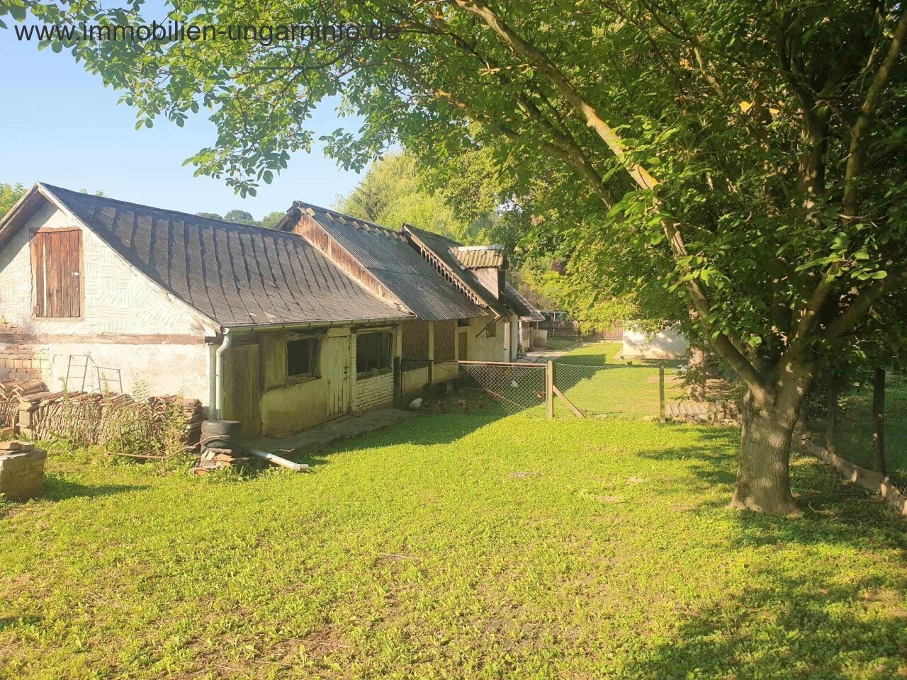Einfamilienhaus in einem kleinen Dorf 10 km südlich des Plattensees zu verkaufen